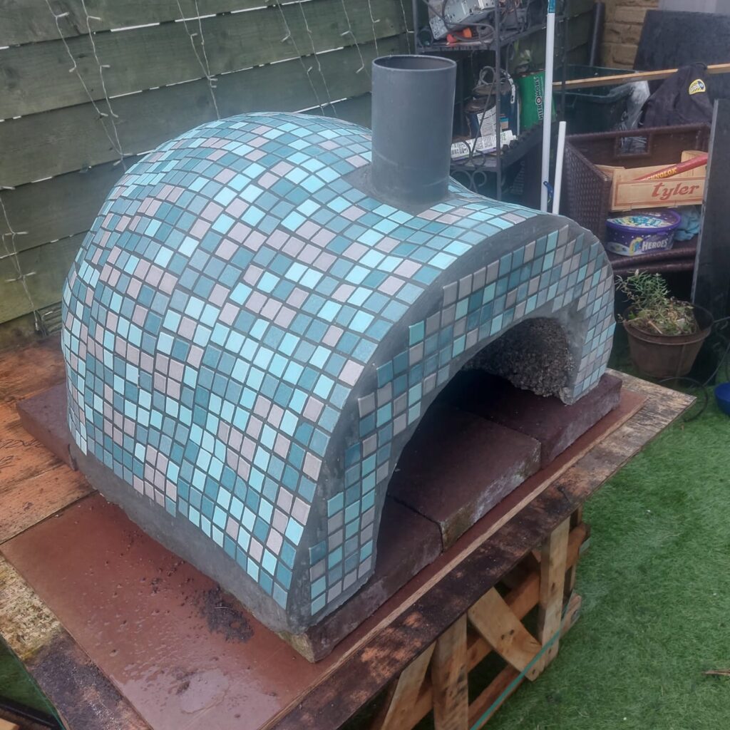 Mosaic pizza oven