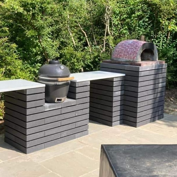 Pizza Oven on a table top garden setup
